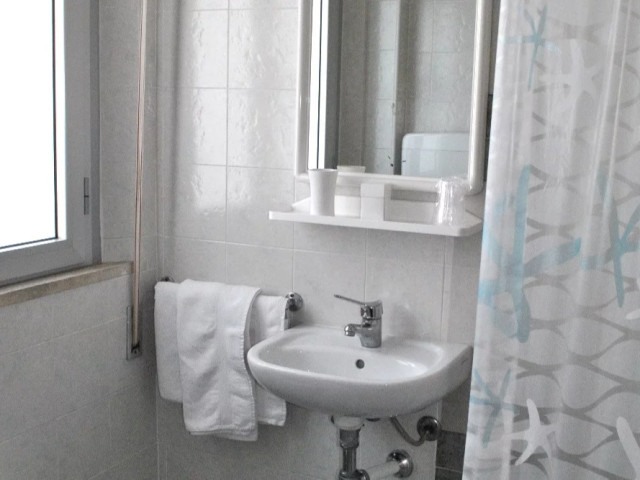 media.bagno-camere-dependance