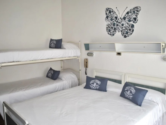 media.camera-economy-dependance